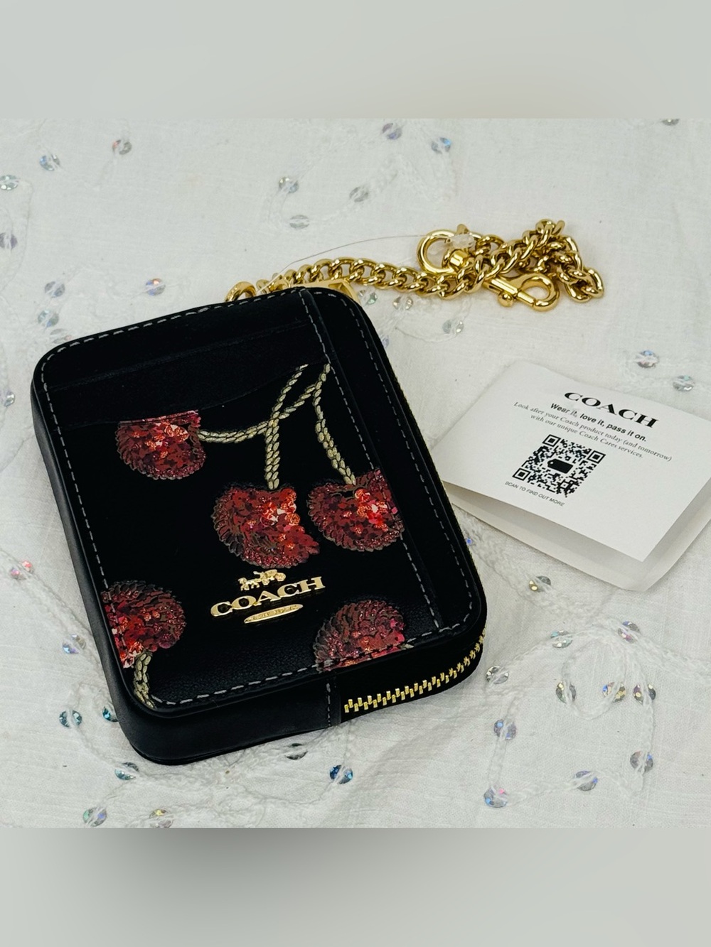 NWT Coach Cherry Print Zip Card Case Black Leather ID Wallet Wristlet Black